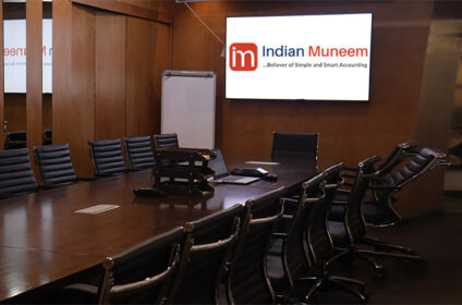 Indian Muneem