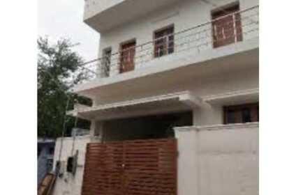 Builder Floor For Rent In Vadalur: Comfortable & Cozy Home
