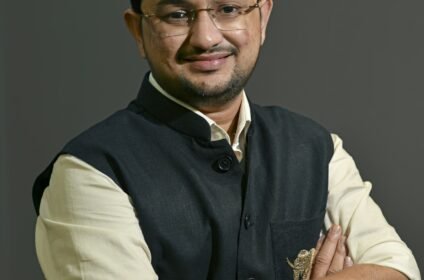 Dr Hardik PAdhiyar