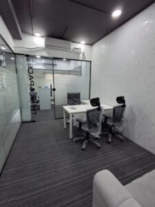 Universe co-works