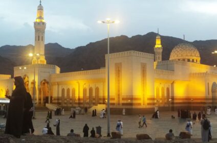 Book Umrah Packages from Chicago