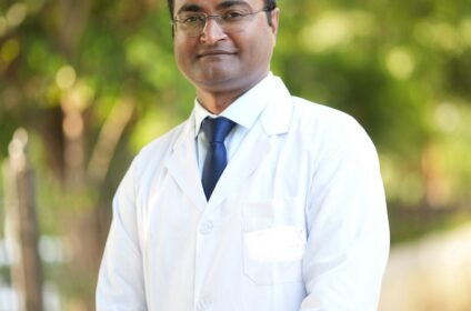 Dr Anubhav Jain