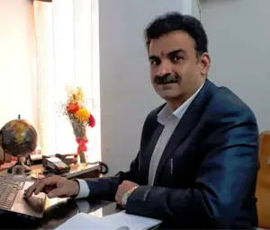 Dr. Sudhir Bhola
