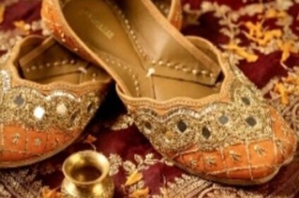 Buy Bridal Juttis