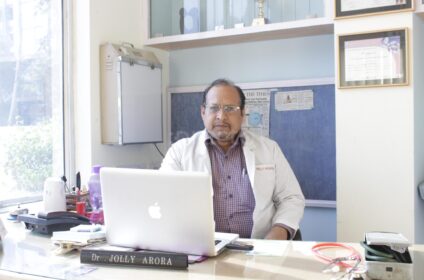 Dr Jolly Arora