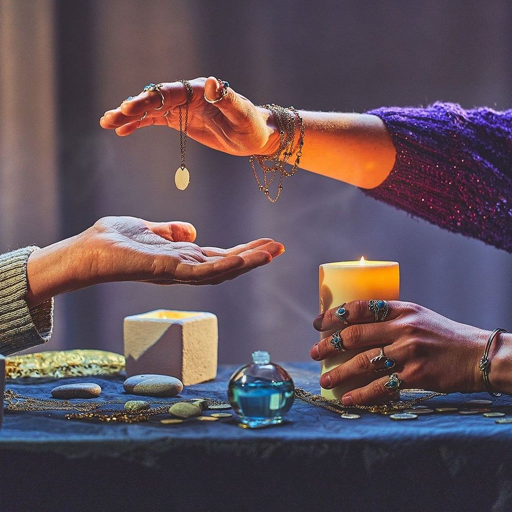 Psychic and Astrologer spiritual healer