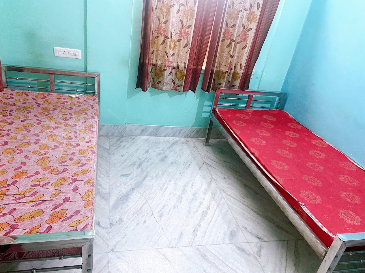 Mannat Paying Guest