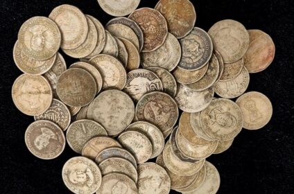 Old coin buyer shop