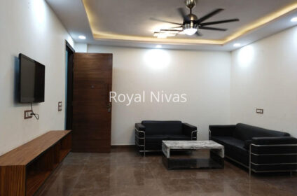 Royal Nivas