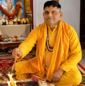 Astrologer Mahesh Shastri – Vedic Astrologer
