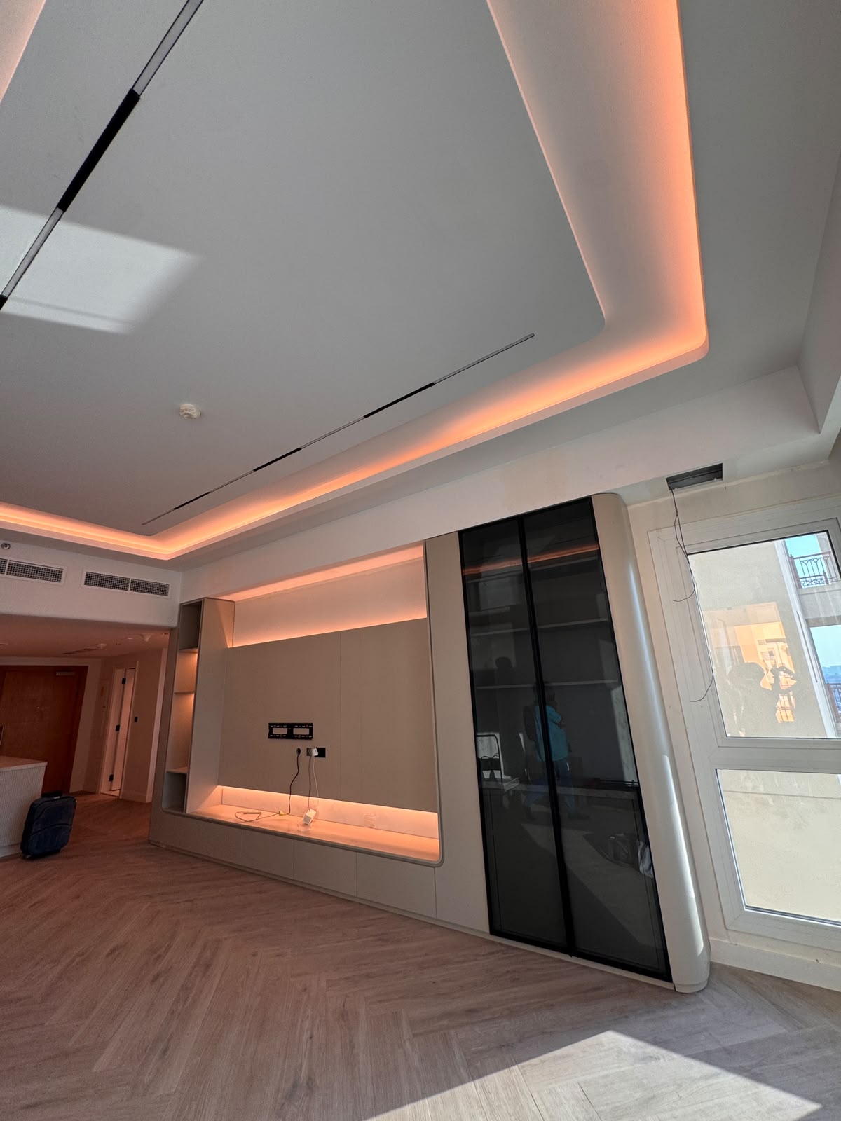 LN Interiors LLC