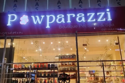 Pawparazzi Boutique Pet Store & Spa