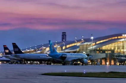 Charlotte Douglas International Airport clt