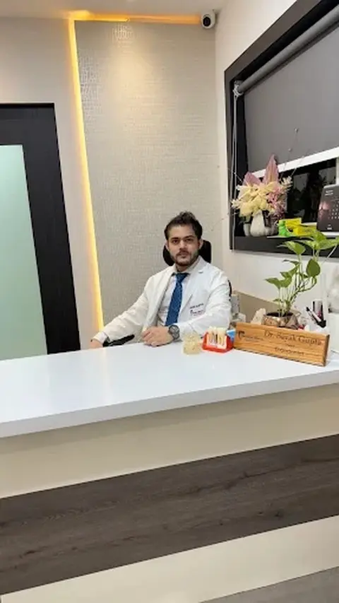 Dr Sayak Gupta