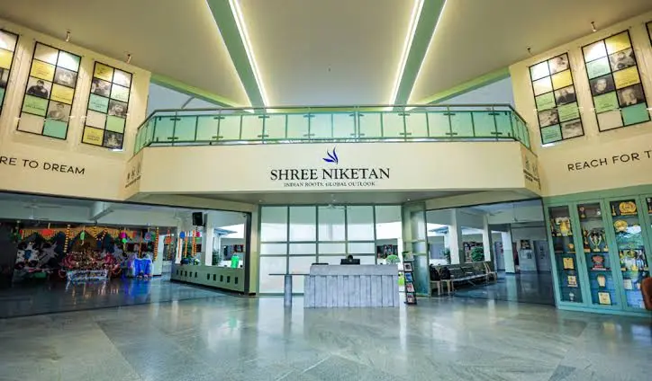 shree niketan school