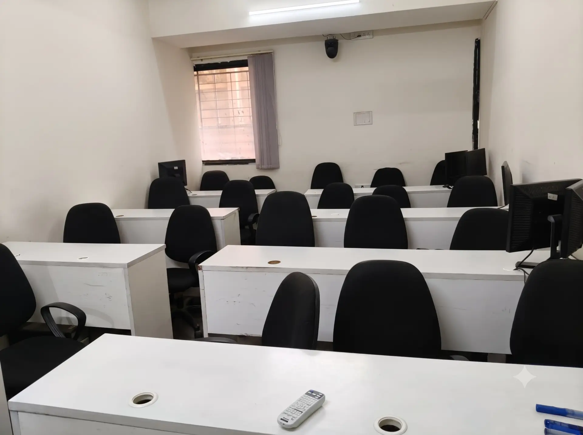 Training Rooms & Classrooms for rent